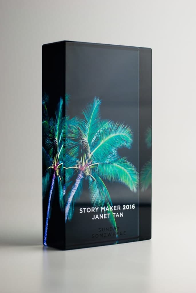 3D glass awards 4
