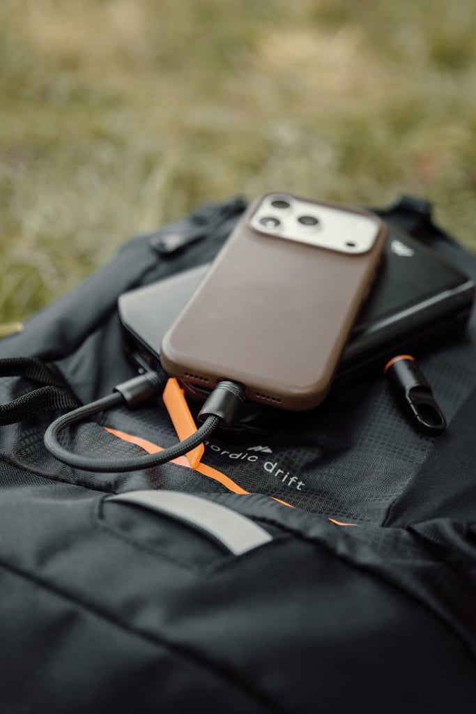 Nordic Drift Everest USB-C 60W fast charging carabiner cable