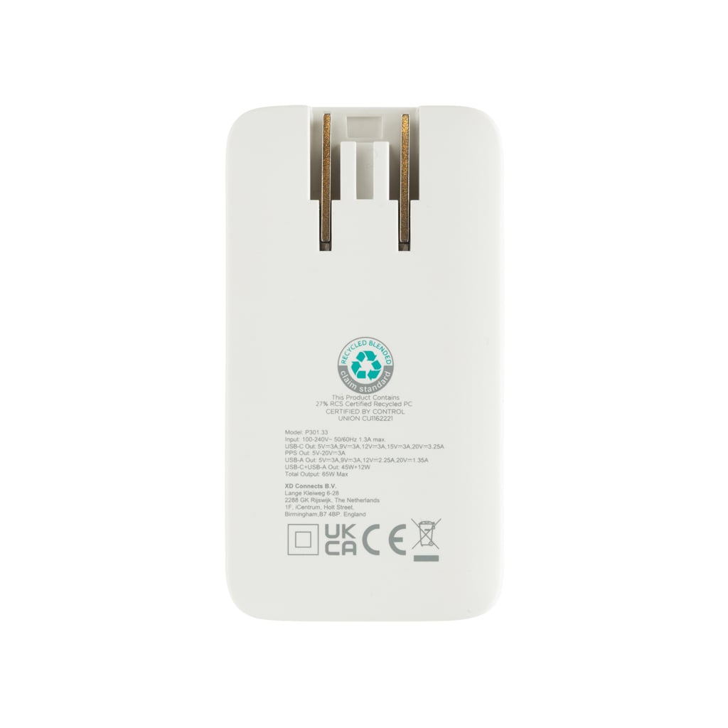 Fluxo RCS 65W flat GAN charger with universal connectors